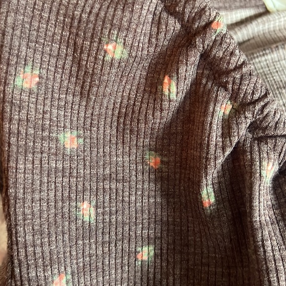 Cute XL Top - Picture 6 of 8